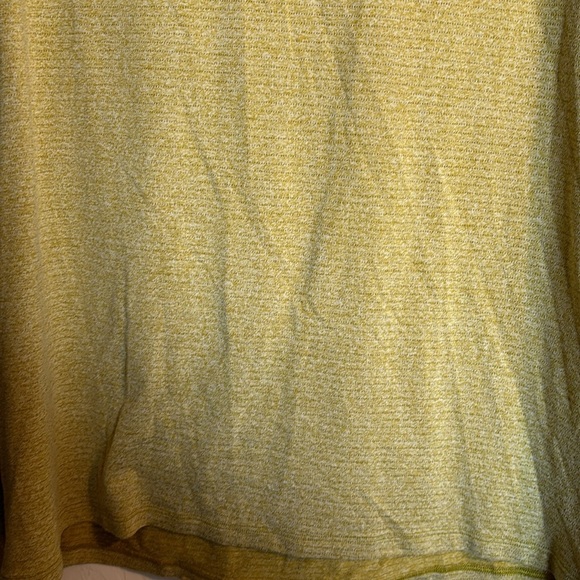 Lululemon men’s green long sleeve athletic shirt size medium - Picture 3 of 7